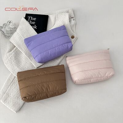 2026 Solid-Color Minimalist Nylon+Cotton-Filled Small Square Cosmetic Bag New Korean Style Fashionable Casual Bag Stylish Commuting Clutch