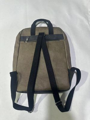 Biodegradable Golden Silver Reusable Washable Kraft Paper Backpack